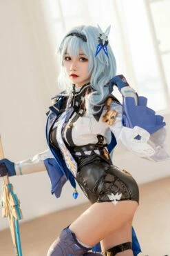 Genshin Impact Eula Cosplay Costume -Cosplay Éclat Soldes 0933ef9e475928af04f6fdc4d656742